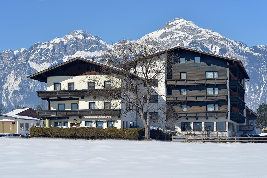 Hotel Alpenblick Schlitters Eksteriør bilde